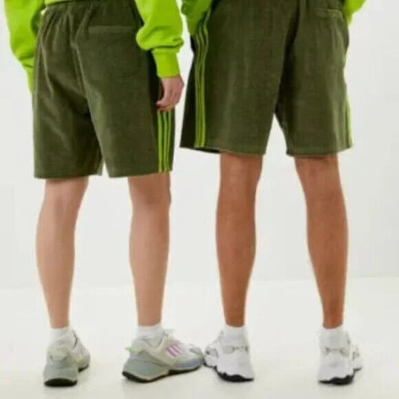 Adidas Ivy Park Gender Neutral Wild Pine Corduroy Shorts HC6021 - Picture 3 of 3